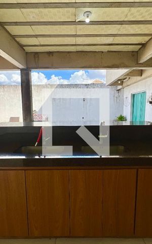 Casa à venda com 620m², 5 quartos e 10 vagas Casa à venda com 620m², 5 quartos e 10 vagasÁrea comum