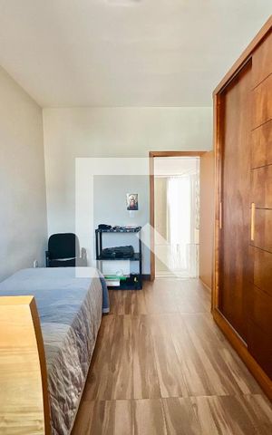 Casa à venda com 620m², 5 quartos e 10 vagas Casa à venda com 620m², 5 quartos e 10 vagasQuarto