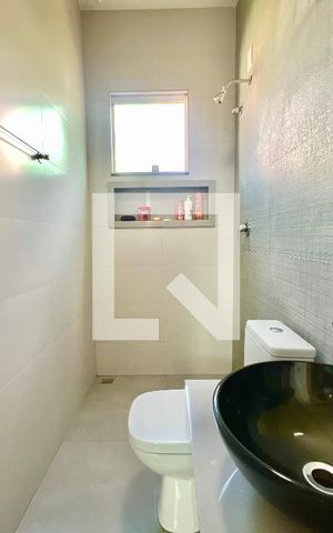 Casa à venda com 620m², 5 quartos e 10 vagas Casa à venda com 620m², 5 quartos e 10 vagasBanheiro