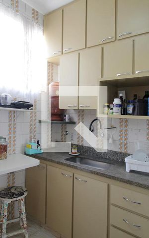 Apartamento à venda com 125m², 3 quartos e 2 vagasCozinha