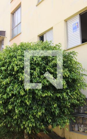 Apartamento à venda com 58m², 2 quartos e 1 vagaJanelo do apartamento no térreo