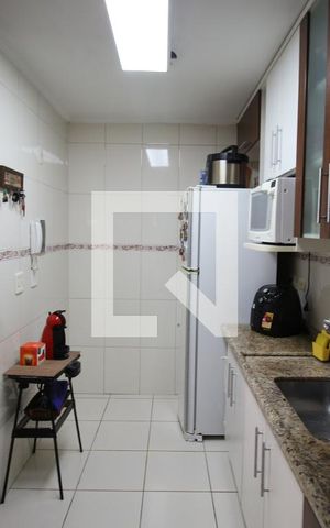 Apartamento à venda com 58m², 2 quartos e 1 vagaCozinha