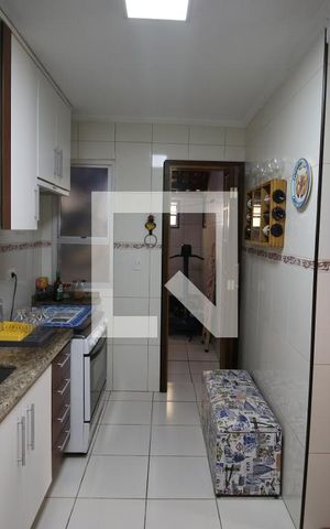Apartamento à venda com 58m², 2 quartos e 1 vagaCozinha