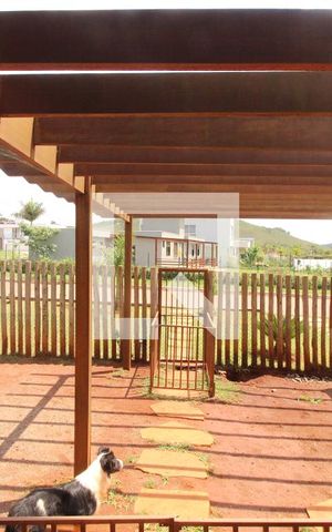 Casa de condomínio à venda com 700m², 4 quartos e 6 vagasÁrea externa