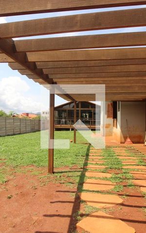 Casa de condomínio à venda com 700m², 4 quartos e 6 vagasÁrea externa