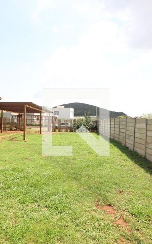 Casa de condomínio à venda com 700m², 4 quartos e 6 vagasÁrea externa