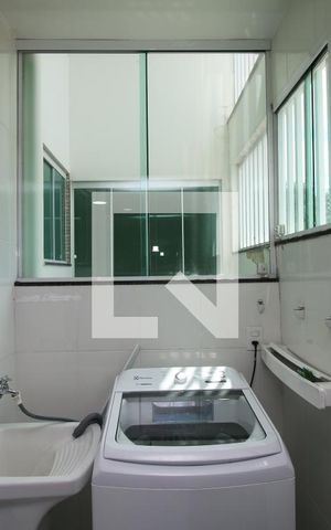 Apartamento para alugar com 85m², 2 quartos e sem vagaÁrea de Serviço