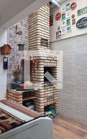 Casa à venda com 95m², 3 quartos e 2 vagasÁrea de Serviço