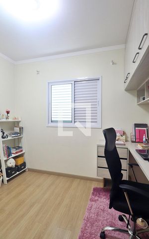 Casa à venda com 95m², 3 quartos e 2 vagasQuarto 1