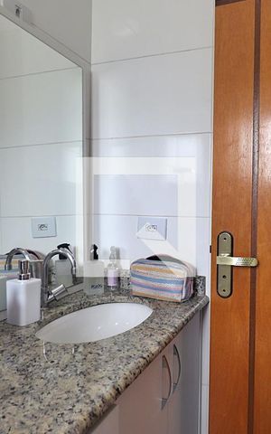 Casa à venda com 95m², 3 quartos e 2 vagasSuíte 1 - Banheiro do Quarto  3