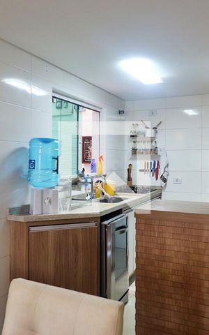 Casa à venda com 95m², 3 quartos e 2 vagasCozinha