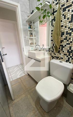 Casa à venda com 240m², 2 quartos e 2 vagas Casa à venda com 240m², 2 quartos e 2 vagasBanheiro