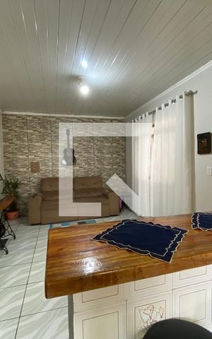 Casa à venda com 240m², 2 quartos e 2 vagas Casa à venda com 240m², 2 quartos e 2 vagasCozinha