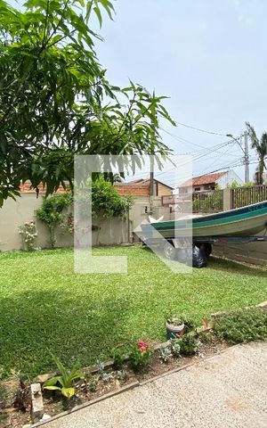Casa à venda com 240m², 2 quartos e 2 vagas Casa à venda com 240m², 2 quartos e 2 vagasÁrea comum