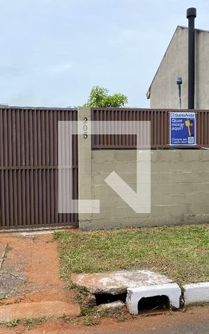 Casa à venda com 240m², 2 quartos e 2 vagas Casa à venda com 240m², 2 quartos e 2 vagasPlaca instalada