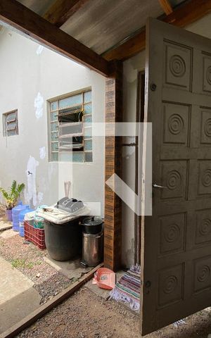 Casa à venda com 240m², 2 quartos e 2 vagas Casa à venda com 240m², 2 quartos e 2 vagasÁrea comum
