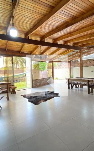 Casa à venda com 240m², 2 quartos e 2 vagas Casa à venda com 240m², 2 quartos e 2 vagasÁrea comum