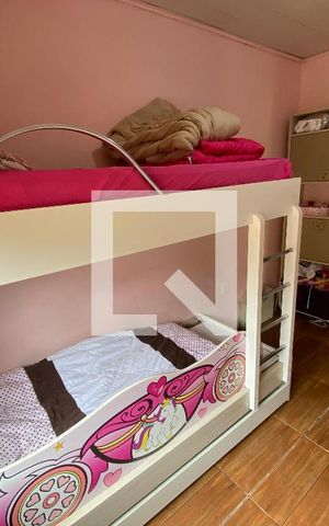 Casa à venda com 240m², 2 quartos e 2 vagas Casa à venda com 240m², 2 quartos e 2 vagasQuarto 1