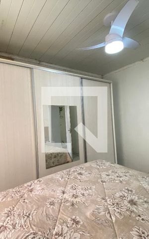 Casa à venda com 240m², 2 quartos e 2 vagas Casa à venda com 240m², 2 quartos e 2 vagasQuarto 2