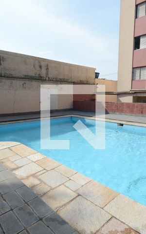 Apartamento para alugar com 81m², 2 quartos e 2 vagasÁrea comum - Piscina