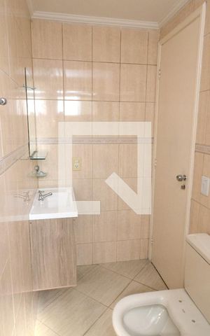 Apartamento para alugar com 81m², 2 quartos e 2 vagasBanheiro da Suíte