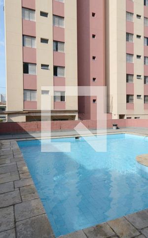 Apartamento para alugar com 81m², 2 quartos e 2 vagasÁrea comum - Piscina
