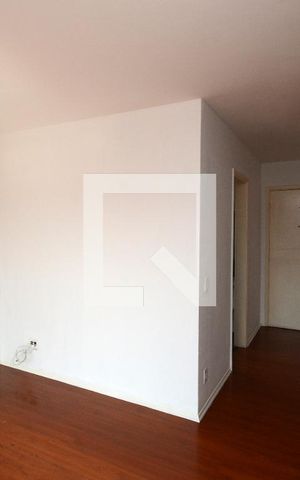 Apartamento para alugar com 81m², 2 quartos e 2 vagasSala