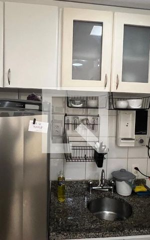 Apartamento para alugar com 40m², 1 quarto e 1 vaga Apartamento para alugar com 40m², 1 quarto e 1 vagaCozinha - Armários