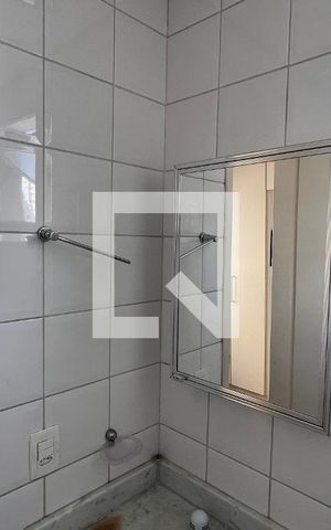 Apartamento para alugar com 40m², 1 quarto e 1 vaga Apartamento para alugar com 40m², 1 quarto e 1 vagaBanheiro da Suíte
