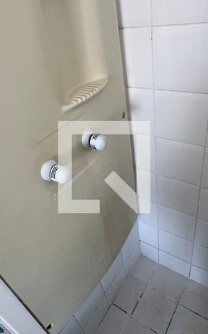 Apartamento para alugar com 40m², 1 quarto e 1 vaga Apartamento para alugar com 40m², 1 quarto e 1 vagaBanheiro da Suíte