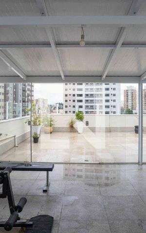 Apartamento à venda com 184m², 2 quartos e 1 vagaÁrea comum