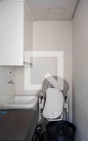 Apartamento à venda com 184m², 2 quartos e 1 vagaÁrea de Serviço