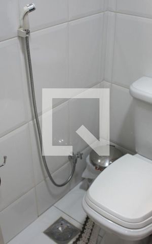 Casa à venda com 120m², 3 quartos e 2 vagasBanheiro