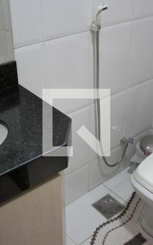 Casa à venda com 120m², 3 quartos e 2 vagasBanheiro
