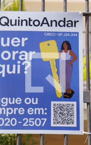Casa à venda com 240m², 4 quartos e 3 vagasPlaquinha