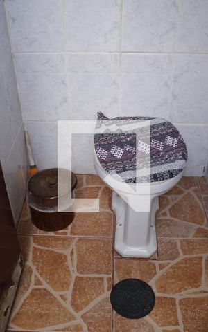 Casa à venda com 240m², 4 quartos e 3 vagasBanheiro de serviço