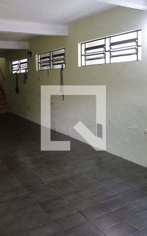 Casa à venda com 240m², 4 quartos e 3 vagasGaragem