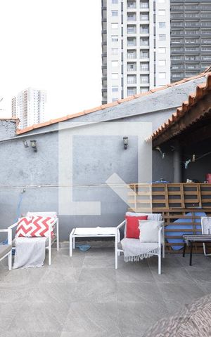 Casa à venda com 180m², 4 quartos e 2 vagasVaranda