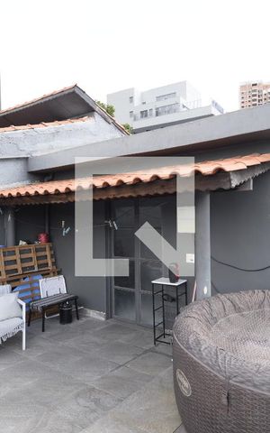 Casa à venda com 180m², 4 quartos e 2 vagasVaranda