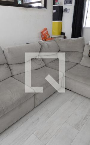 Casa à venda com 180m², 4 quartos e 2 vagasSala