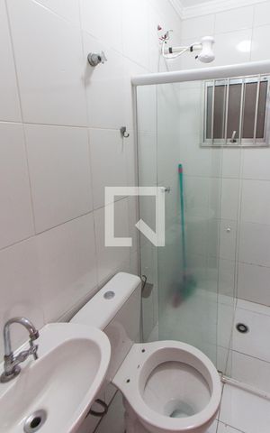 Casa de condomínio para alugar com 35m², 1 quarto e sem vagaBanheiro