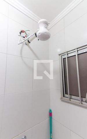 Casa de condomínio para alugar com 35m², 1 quarto e sem vagaBanheiro