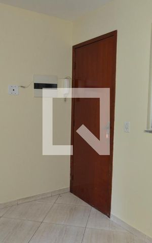 Apartamento para alugar com 75m², 1 quarto e sem vaga Apartamento para alugar com 75m², 1 quarto e sem vagaSala
