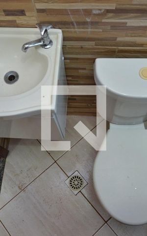 Apartamento para alugar com 75m², 1 quarto e sem vaga Apartamento para alugar com 75m², 1 quarto e sem vagaBanheiro da Suíte