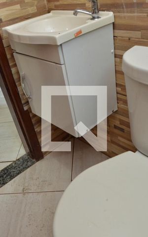 Apartamento para alugar com 75m², 1 quarto e sem vaga Apartamento para alugar com 75m², 1 quarto e sem vagaBanheiro da Suíte