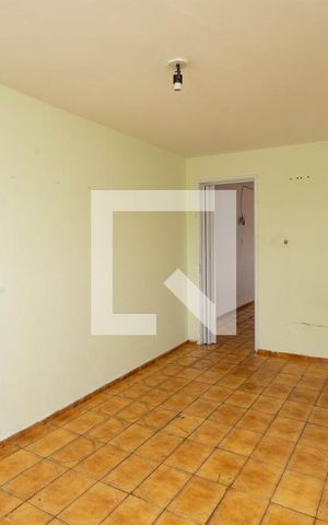 Casa à venda com 248m², 5 quartos e 3 vagas Casa à venda com 248m², 5 quartos e 3 vagasCasa 2 - quarto