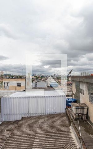 Casa à venda com 248m², 5 quartos e 3 vagas Casa à venda com 248m², 5 quartos e 3 vagasCasa 2 - vista quarto
