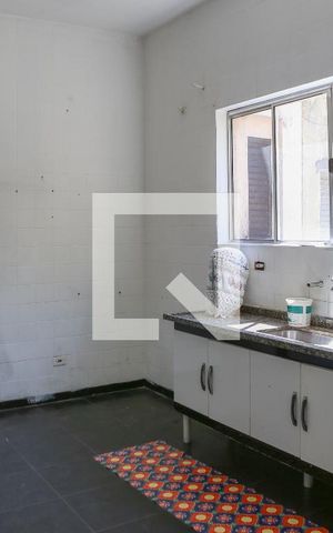 Casa à venda com 125m², 3 quartos e sem vaga Casa à venda com 125m², 3 quartos e sem vagaCozinha