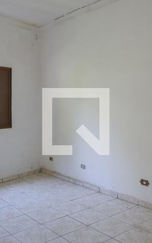 Casa à venda com 125m², 3 quartos e sem vaga Casa à venda com 125m², 3 quartos e sem vagaSala