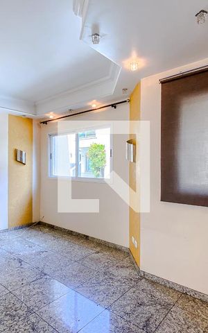 Casa à venda com 294m², 3 quartos e 4 vagasSala